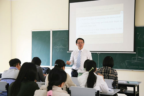 Xét thăng hạng giảng viên đại học công lập