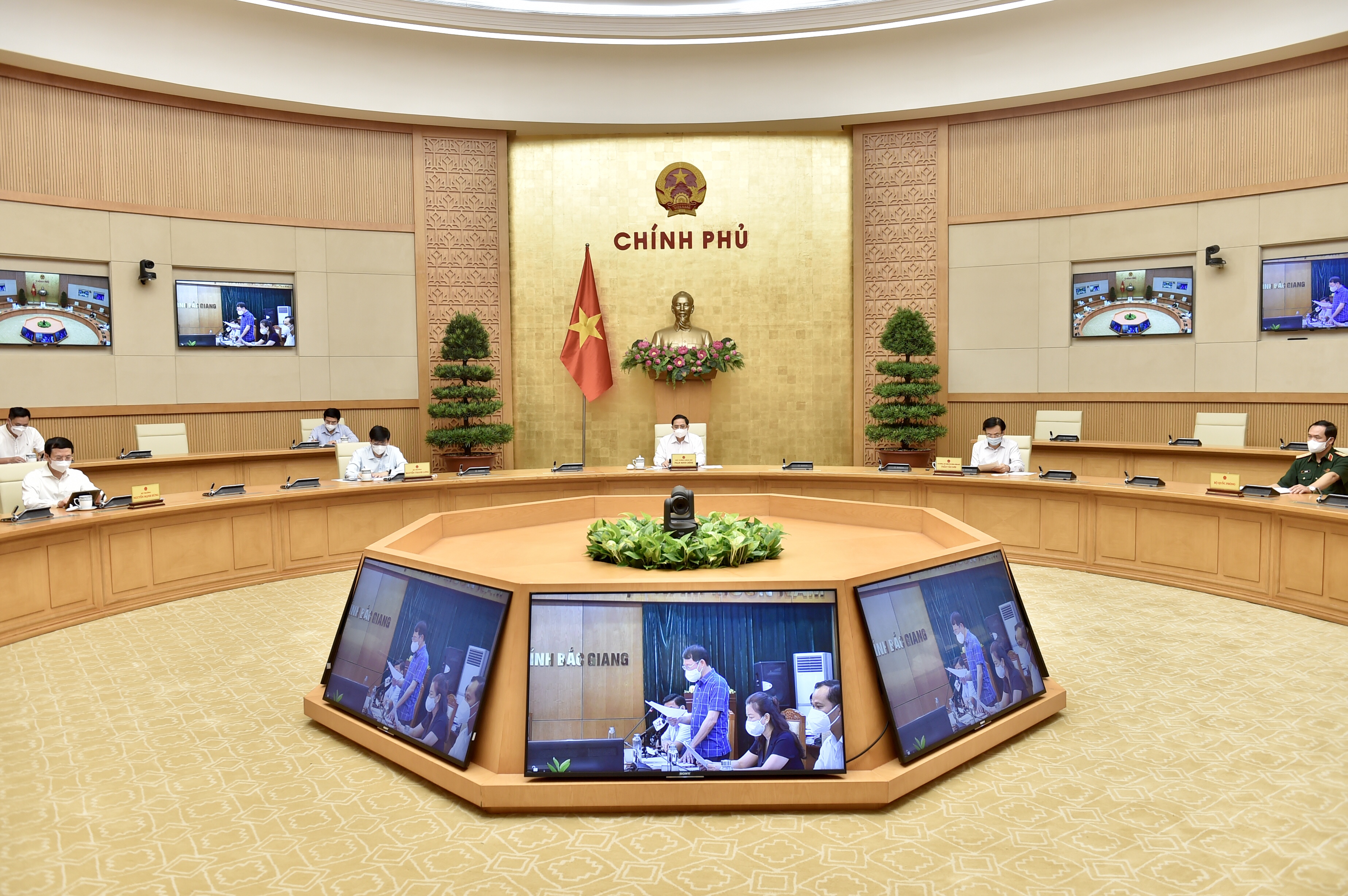Mục tiêu lớn nhất tại Bắc Ninh, Bắc Giang lúc này là ngăn chặn, đẩy lùi được dịch COVID-19
