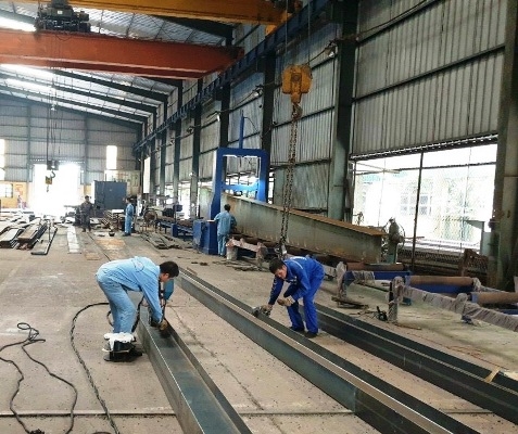 Hà Nội hỗ trợ hơn 515 nghìn người bị ảnh hưởng bởi dịch COVID-19