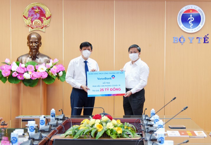 VietinBank đã dành gần 100 tỷ đồng cùng Chính phủ, địa phương phòng, chống dịch COVID -19