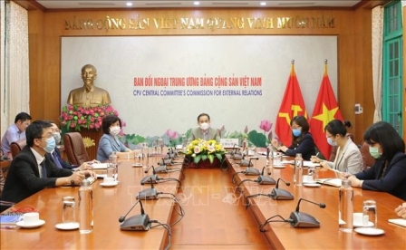 Tăng cường quan hệ với Đảng Cộng sản Cu-ba và Đảng Nước Nga Thống nhất