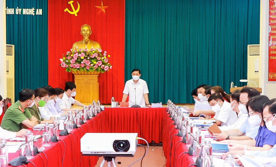 Nghệ An tinh giản được 6 805 công chức, viên chức
