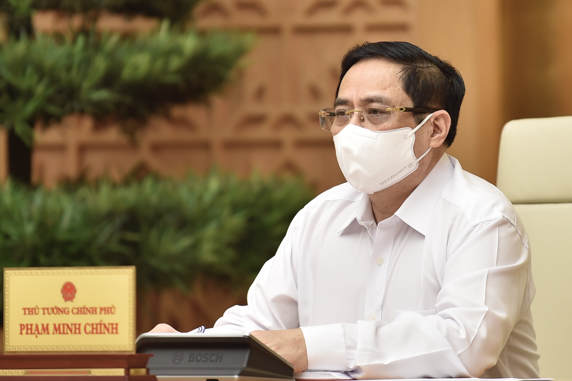 Thủ tướng Chính phủ chủ trì họp trực tuyến toàn quốc về phòng, chống dịch COVID-19