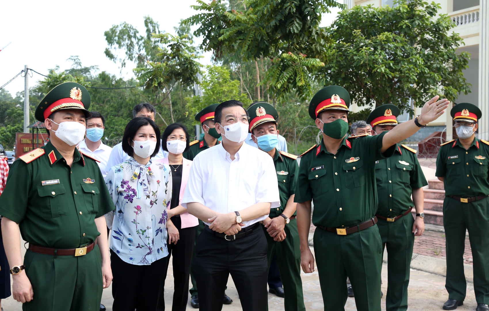 Hà Nội yêu cầu giảm mật độ khu cách ly tập trung