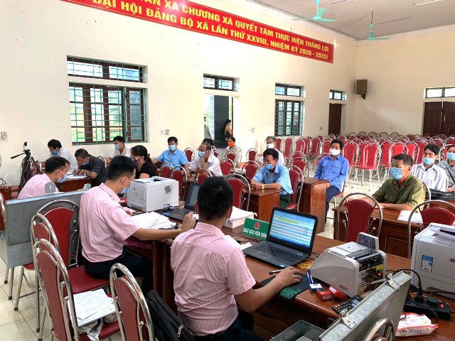 Đưa nhanh nguồn vốn chính sách về vùng đồi Cẩm Khê Phú Thọ giữa đại dịch COVID-19