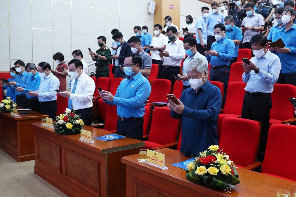 Phát động nhắn tin “Toàn dân ủng hộ phòng, chống dịch bệnh COVID -19”