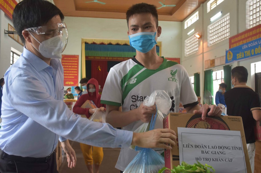 Kiến nghị Chính phủ bổ sung nhiều chính sách hỗ trợ người lao động