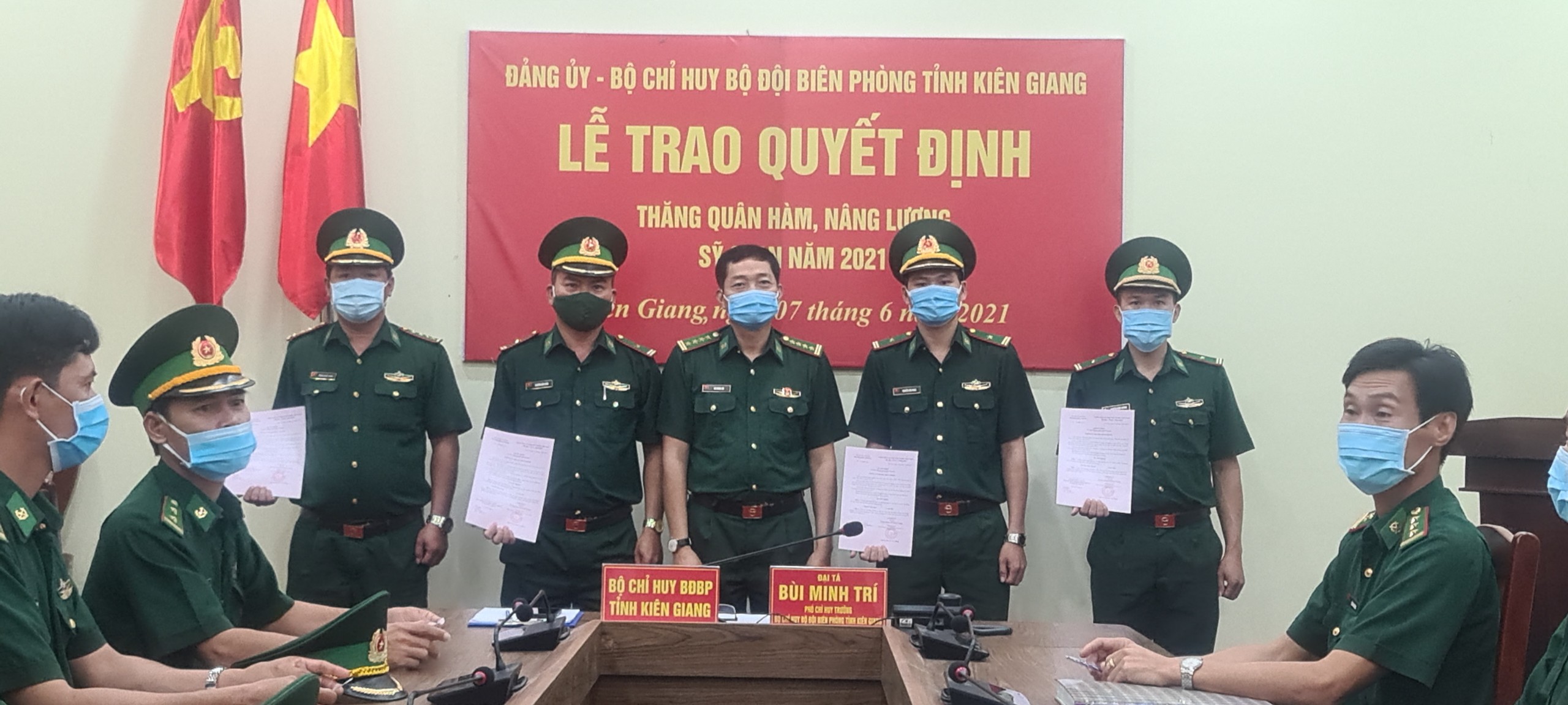 BCH Bộ đội Biên Phòng Kiên Giang trao Quyết định thăng quân hàm năm 2021