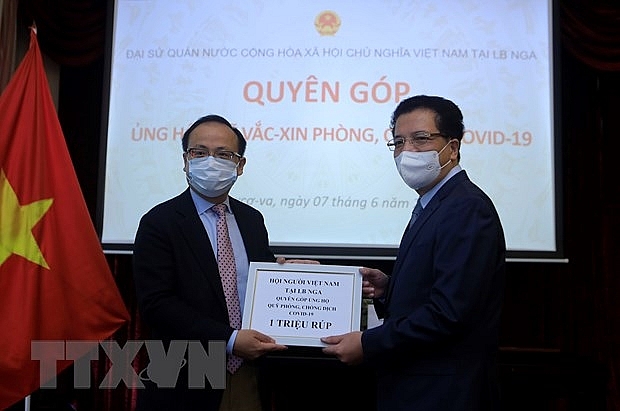 Cộng đồng người Việt quyên góp ủng hộ công tác phòng, chống dịch