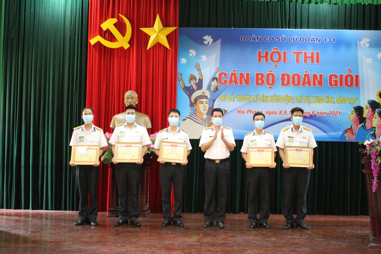 Hội thi cán bộ đoàn giỏi ở Lữ đoàn Công binh 131