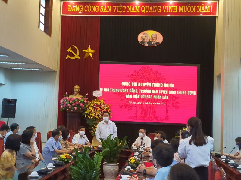 Báo chí cần cách mạng hơn, chuyên nghiệp hơn trong thời đại truyền thông số