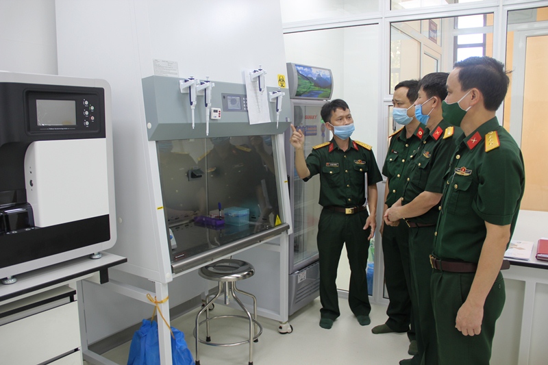 Bệnh viện Quân y 4 đưa vào hoạt động hệ thống máy xét nghiệm SARS-CoV-2