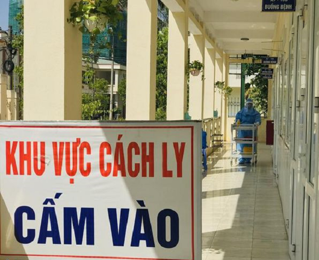 Thanh Hóa Sẵn sàng tiếp nhận, điều trị bệnh nhân COVID-19 theo phương châm 4 tại chỗ