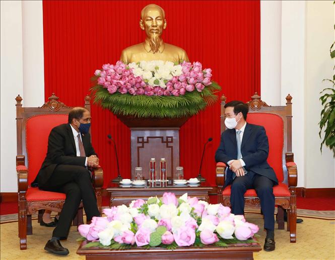 Thúc đẩy các biện pháp tăng cường quan hệ Việt Nam - Xinh-ga-po