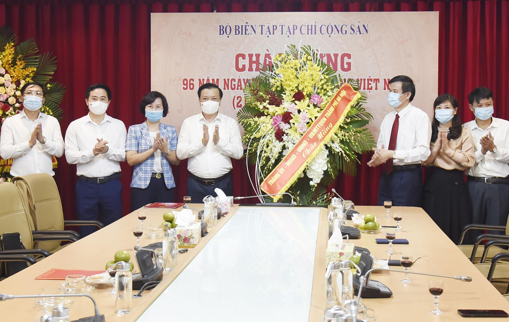 Báo chí đồng hành cùng Thủ đô xây đắp niềm tin, tạo đồng thuận xã hội