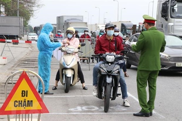 Thủ tướng tặng Bằng khen 5 tập thể, cá nhân có thành tích phòng, chống dịch