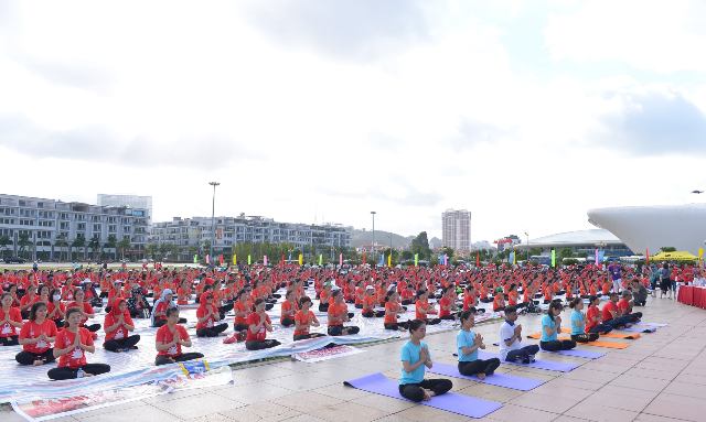 Yoga vì sức khỏe cộng đồng