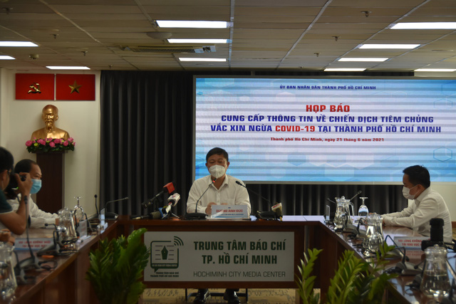 TP Hồ Chí Minh triển khai chiến dịch tiêm hơn 800 000 liều vaccine phòng COVID-19