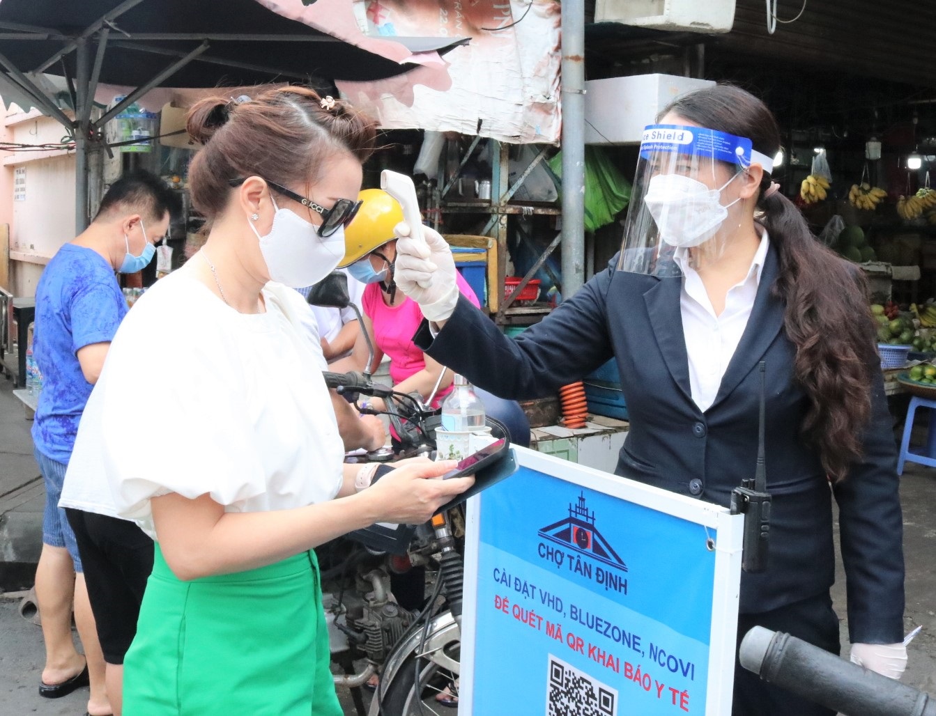 TP Hồ Chí Minh đẩy mạnh phòng, chống dịch COVID-19 tại các chợ truyền thống