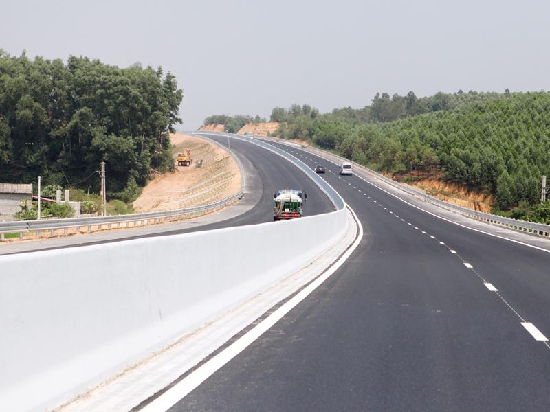 Lập Hội đồng thẩm định Báo cáo điều chỉnh chủ trương đầu tư cao tốc Bắc Giang-Lạng Sơn