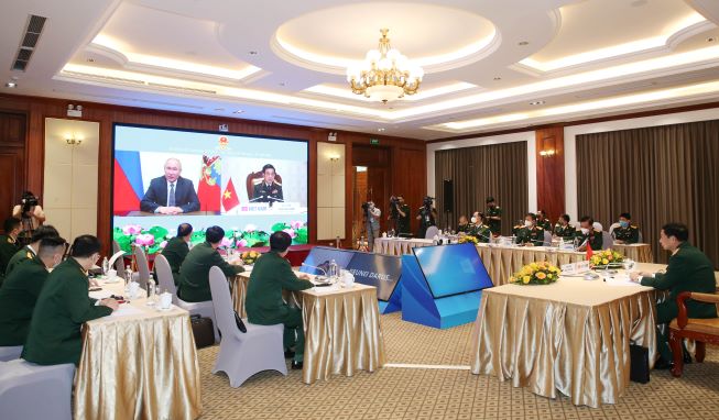 Bảo vệ môi trường hòa bình, ổn định để phát triển đất nước