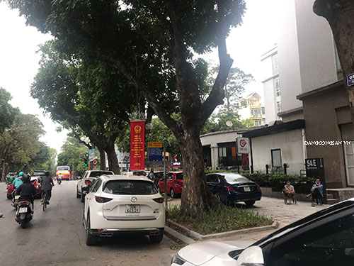 Thư viện Hà Nội cần rộng cửa khi ra, vào