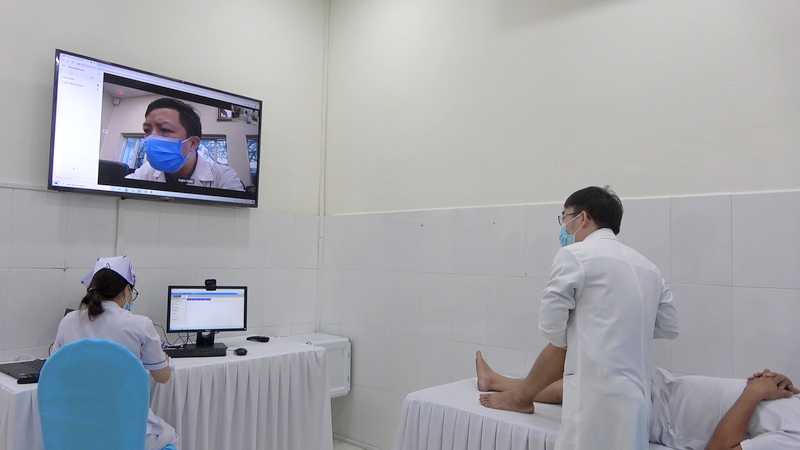 Khám, chữa bệnh từ xa Giải pháp hữu hiệu trong mùa dịch