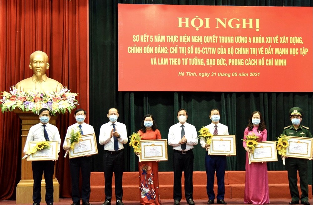 Để việc Học và làm theo Bác đi vào thực chất, hiệu quả