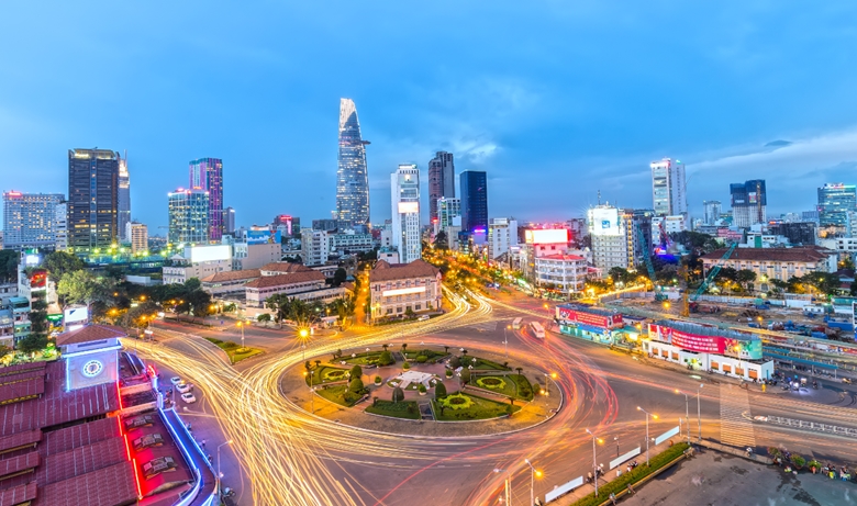TP Hồ Chí Minh - Thành phố rực rỡ tên vàng