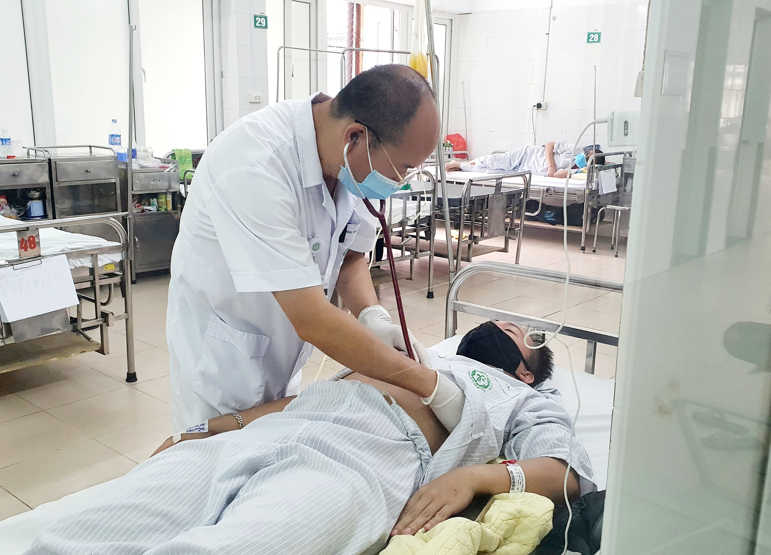 Cảnh giác với sốt xuất huyết khi dịch COVID-19 vẫn diễn biến phức tạp