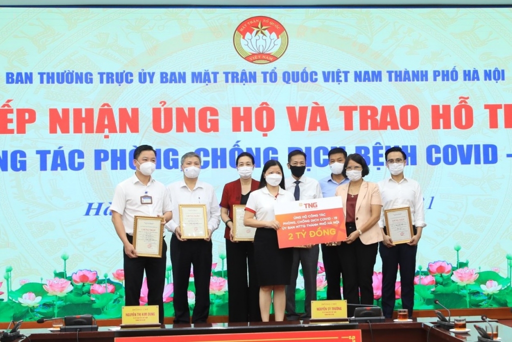 Hà Nội Tiếp nhận gần 4 tỷ đồng của các tổ chức tôn giáo, doanh nghiệp ủng hộ phòng chống dịch