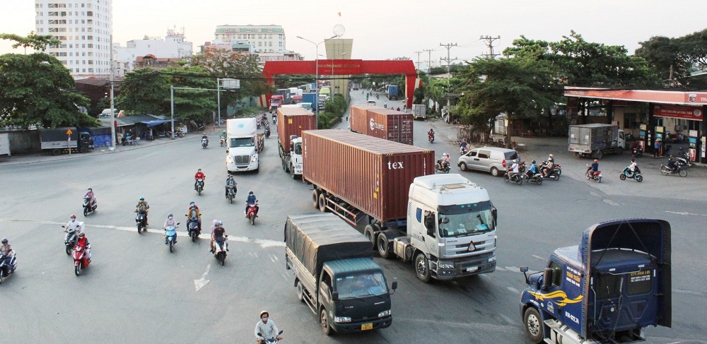 Từ 1 8, Bình Dương thí điểm phân luồng với xe trọng tải lớn