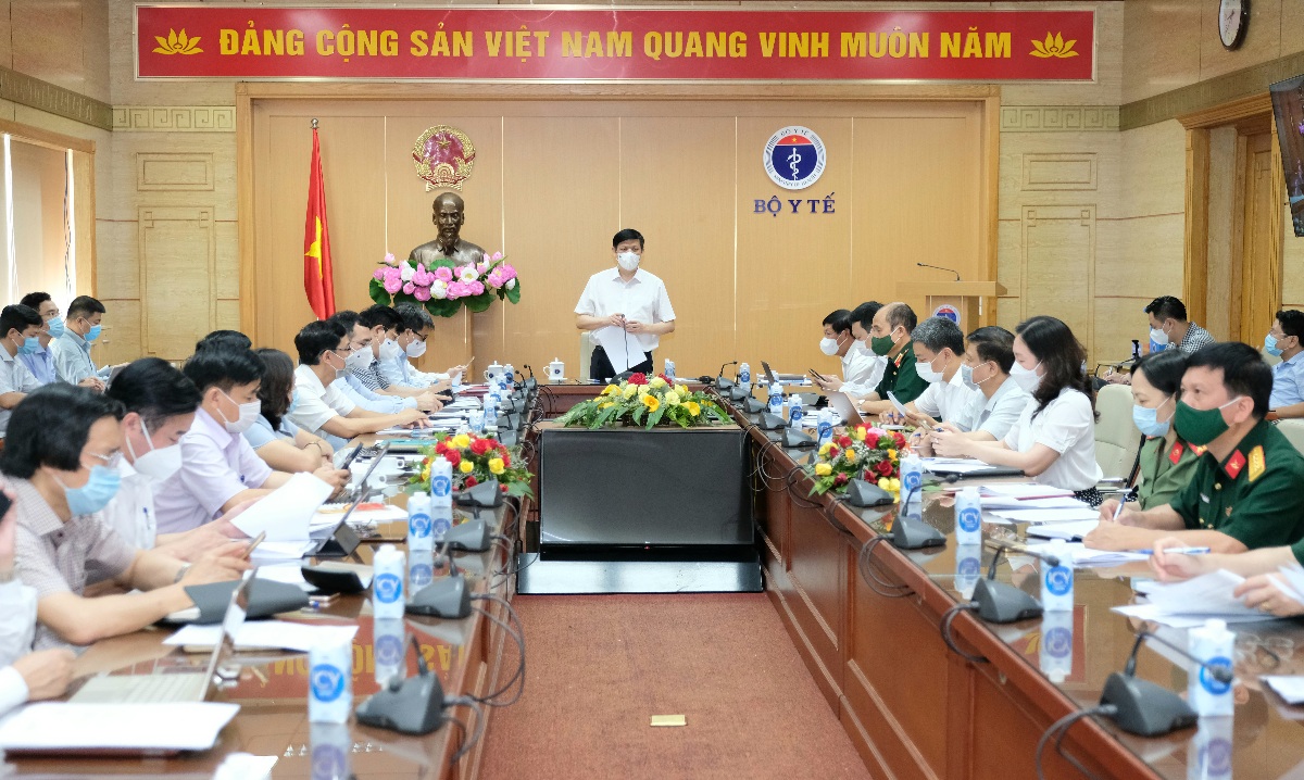 Dự kiến sẽ có 8 triệu liều vắc xin COVID-19 về Việt Nam trong tháng 7