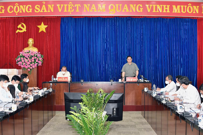Bình Dương vừa đảm bảo phòng, chống dịch, vừa phát triển kinh tế