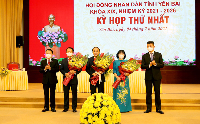 Bầu Chủ tịch HĐND và Chủ tịch UBND Yên Bái nhiệm kỳ mới