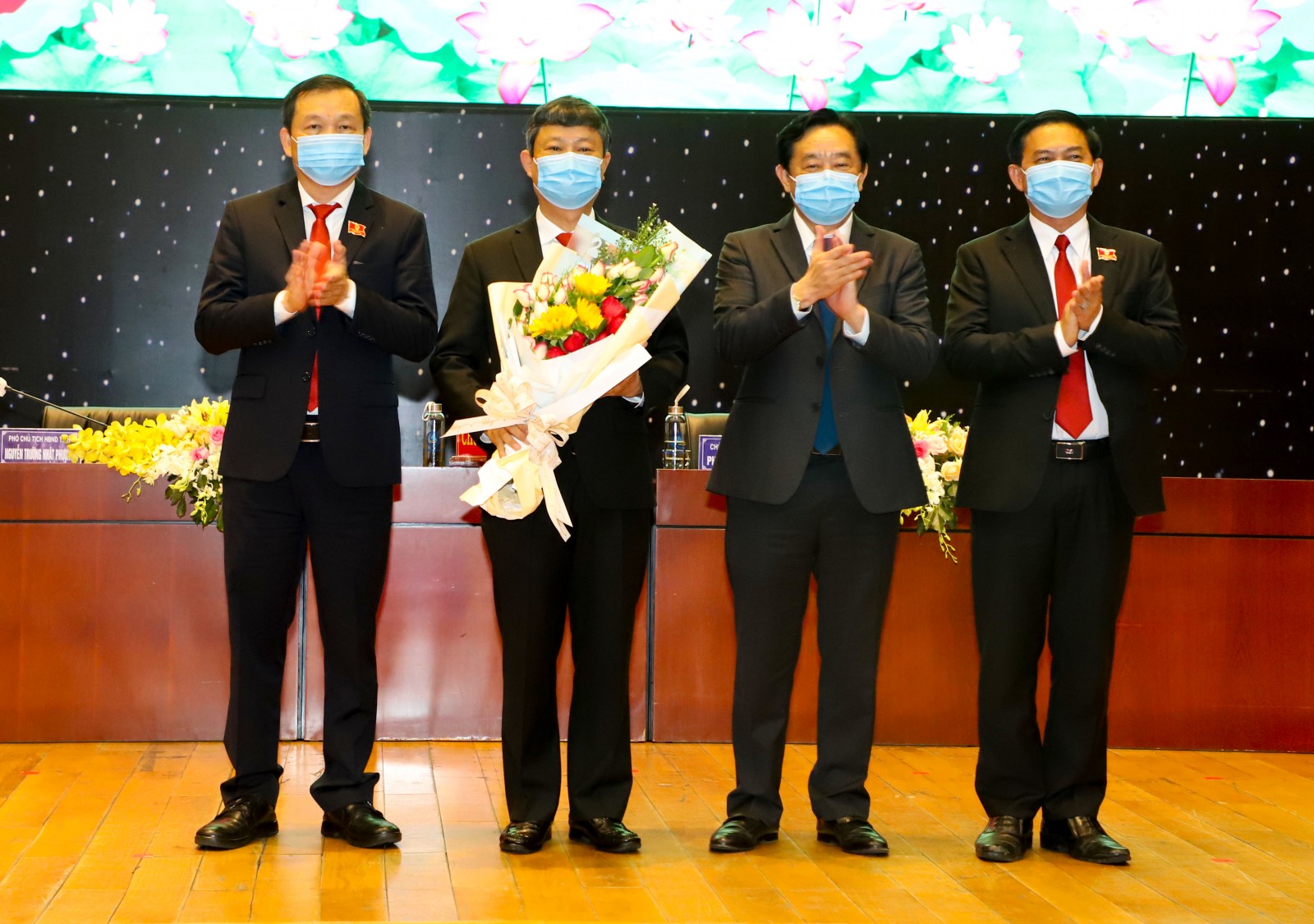 Đồng chí Võ Văn Minh được bầu giữ chức Chủ tịch UBND tỉnh Bình Dương
