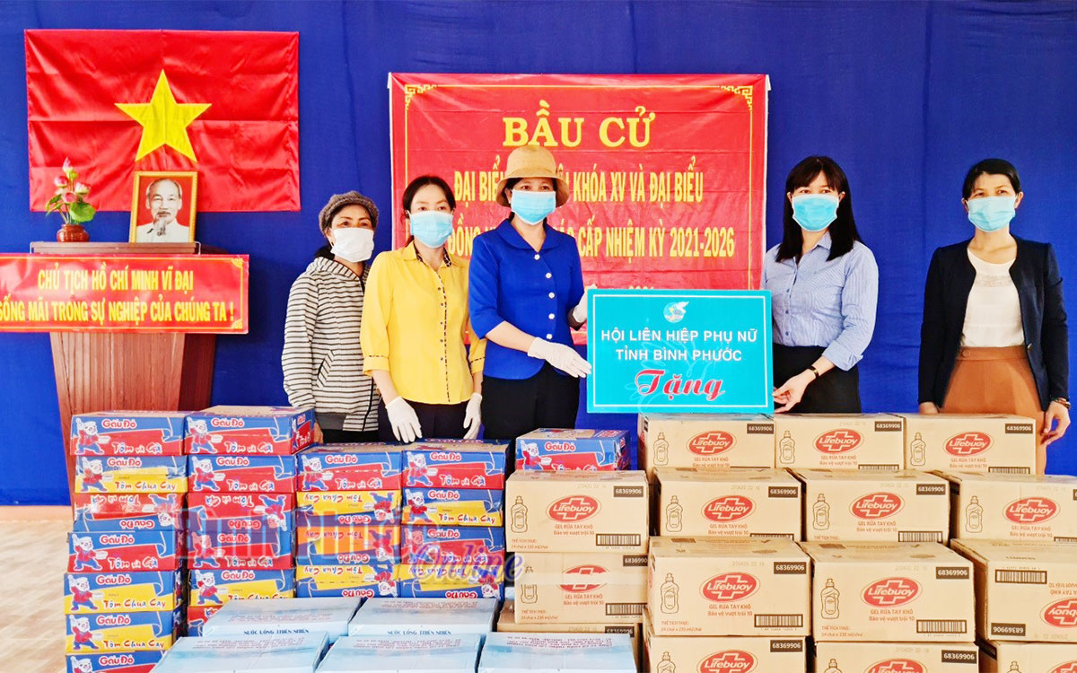 Bình Phước chung tay ủng hộ phòng, chống dịch
