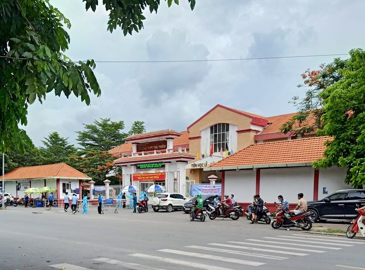 TP Hồ Chí Minh đề xuất hỗ trợ tài xế xe ôm truyền thống và xích lô ảnh hưởng COVID-19