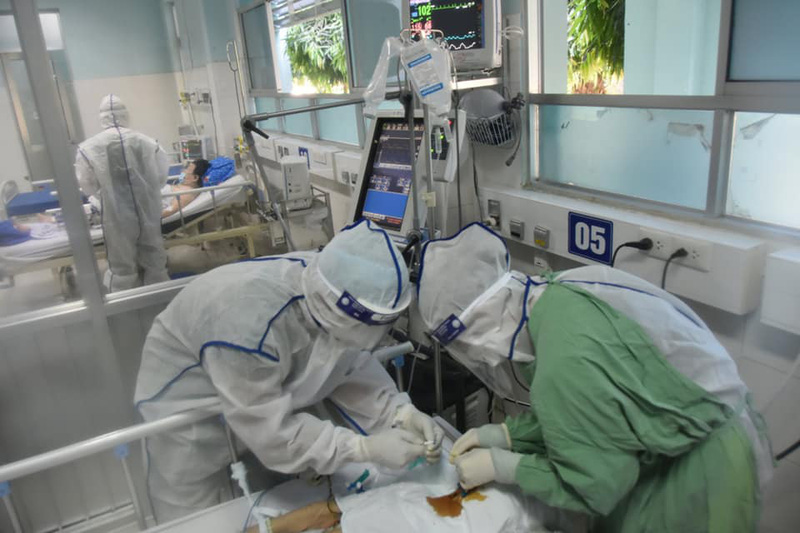 Khối điều trị bệnh nhân COVID-19 TP Hồ Chí Minh đang chịu áp lực lớn