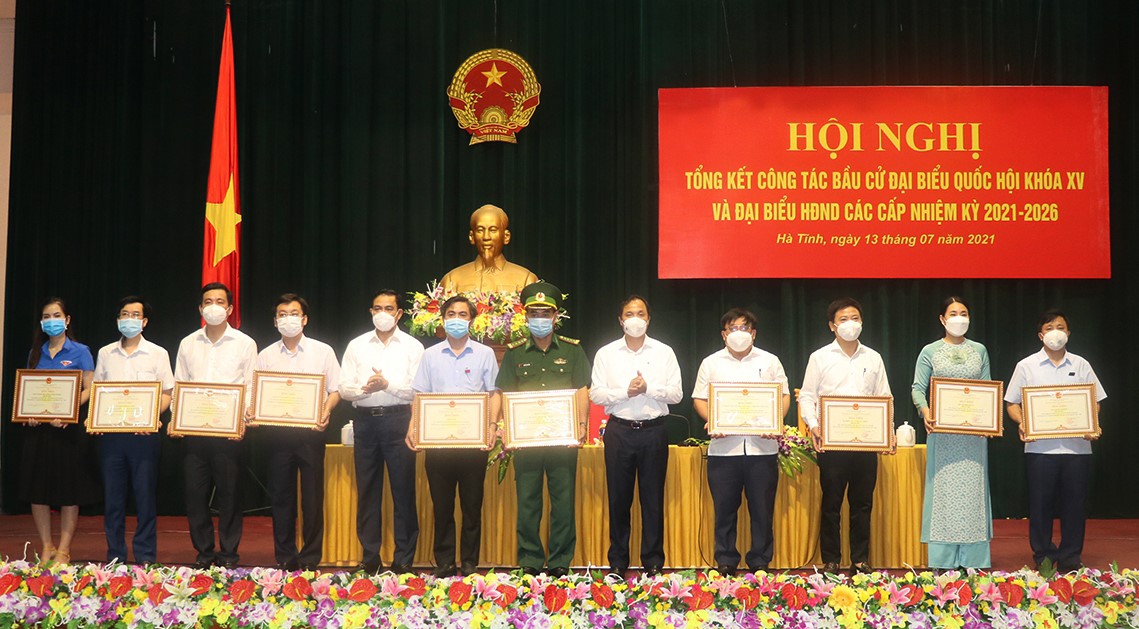 Hà Tĩnh tổng kết cuộc bầu cử ĐBQH khóa XV và đại biểu HĐND các cấp