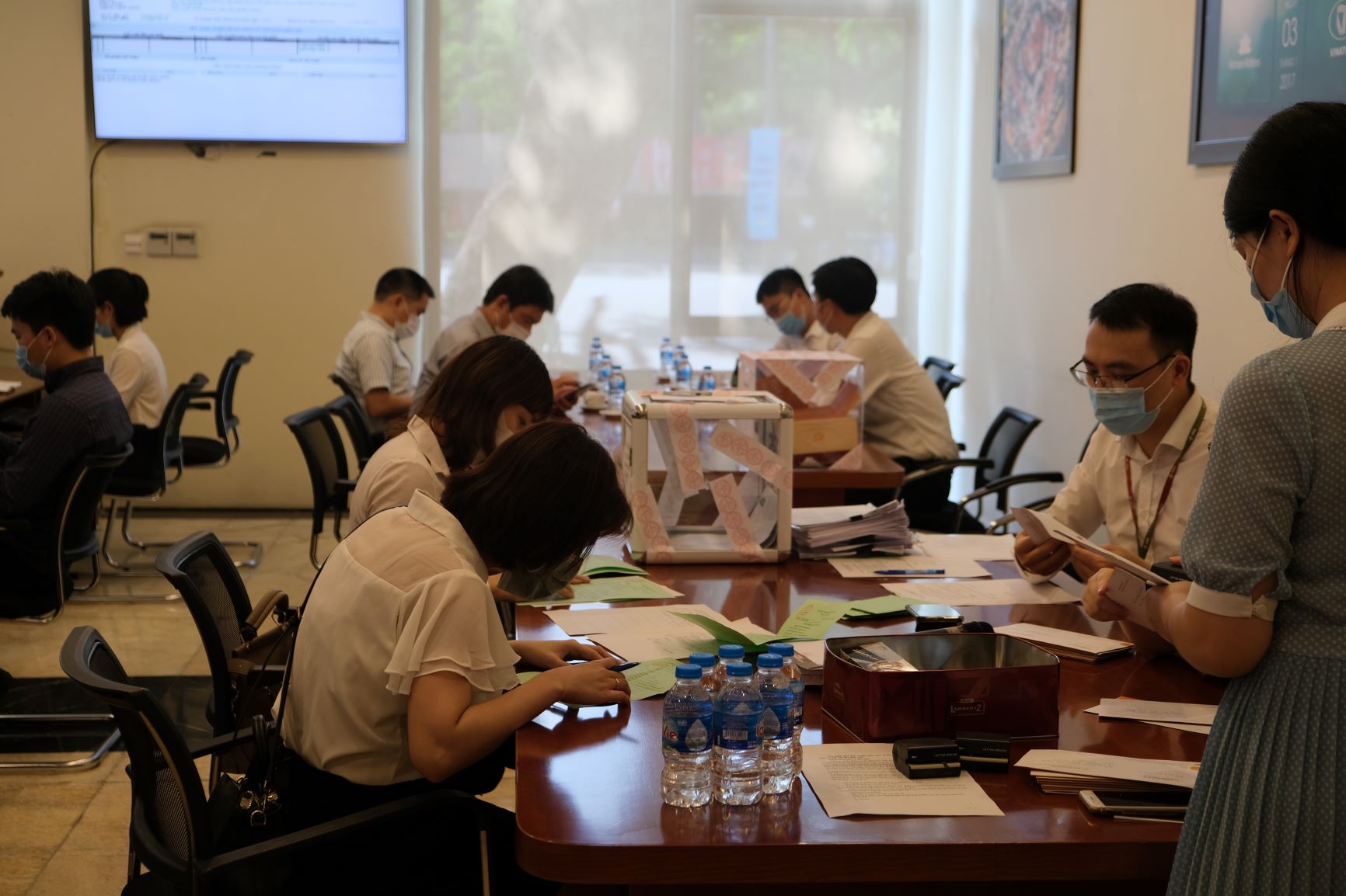 CTCP Sản xuất và Thương mại Nhựa Việt Thành bán hết 100 cổ phần chào bán