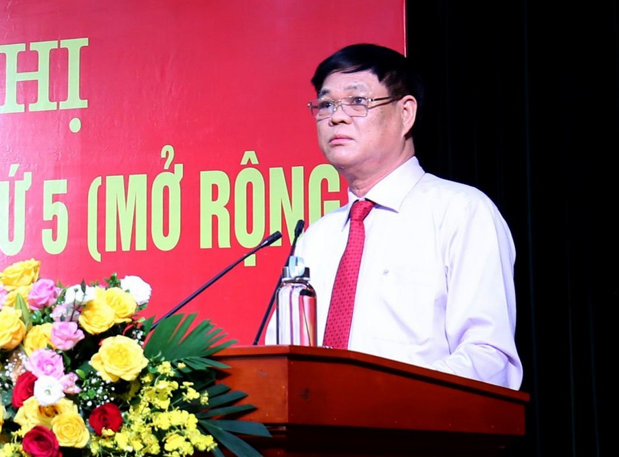 Chú trọng triển khai chủ đề “Năm tăng cường công tác đảng viên
