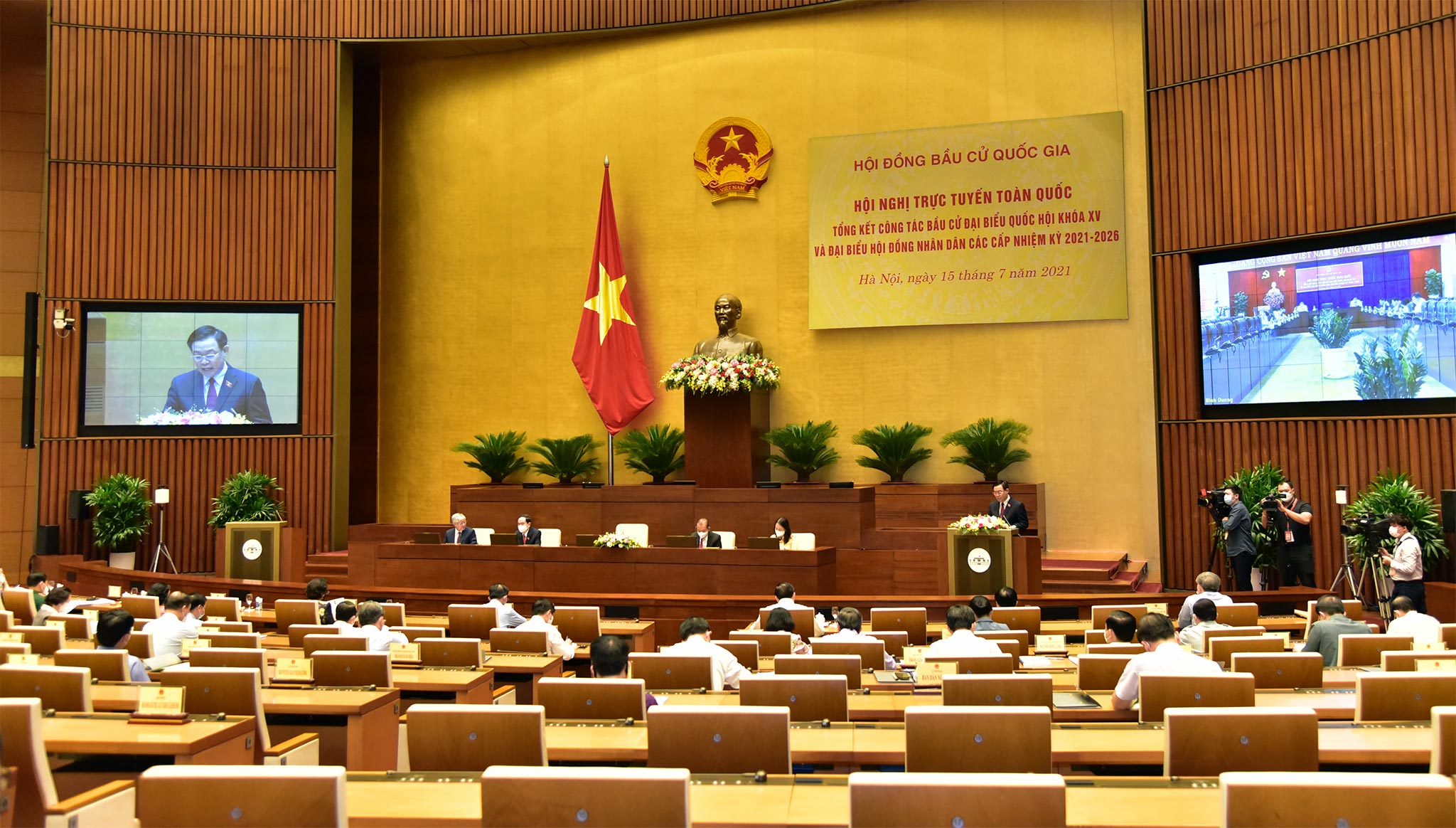 Chủ tịch Quốc hội Vương Đình Huệ Cuộc bầu cử thành công rất tốt đẹp