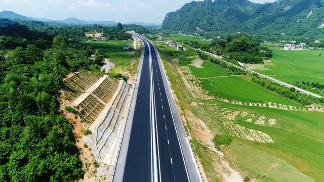 Kết luận của Chính phủ về triển khai một số dự án đường bộ cao tốc