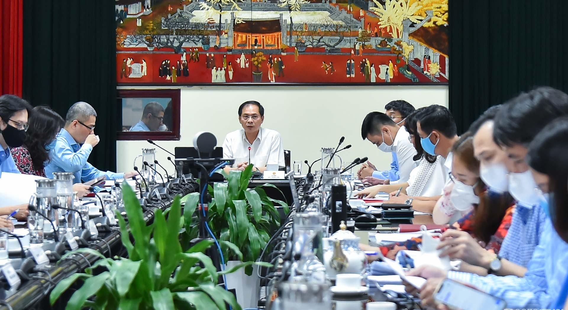 Tăng cường công tác giáo dục chính trị tư tưởng cho đảng viên