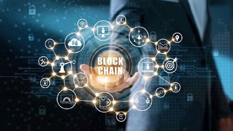 Trao tặng 360 triệu đồng học bổng lập trình blockchain