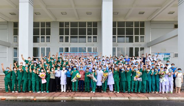 460 y, bác sĩ, sinh viên Hải Phòng tham gia hỗ trợ TP Hồ Chí Minh chống dịch