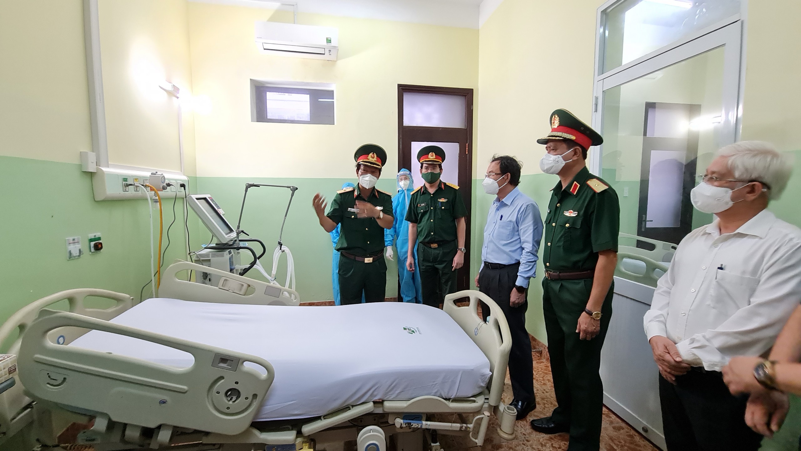Bệnh viện Quân y 175 thành lập trung tâm điều trị COVID-19 vừa và nặng