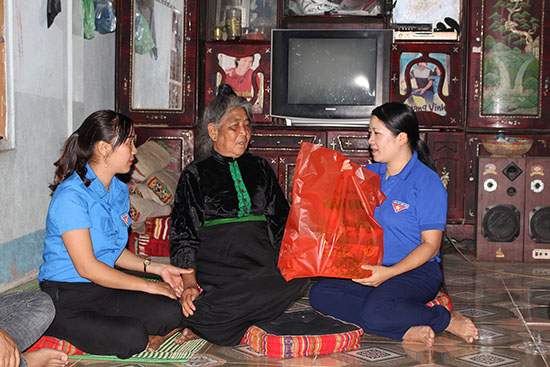 Sáng đẹp đạo lý “uống nước nhớ nguồn”