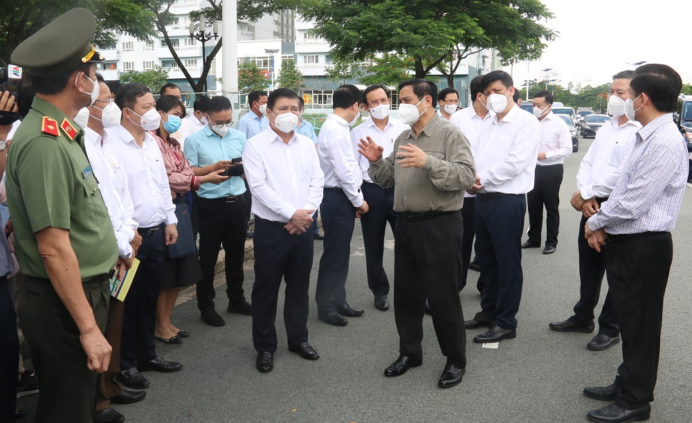 Chống “giặc dịch” không để phải “nhắc việc”